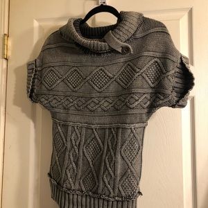 Sweater size S